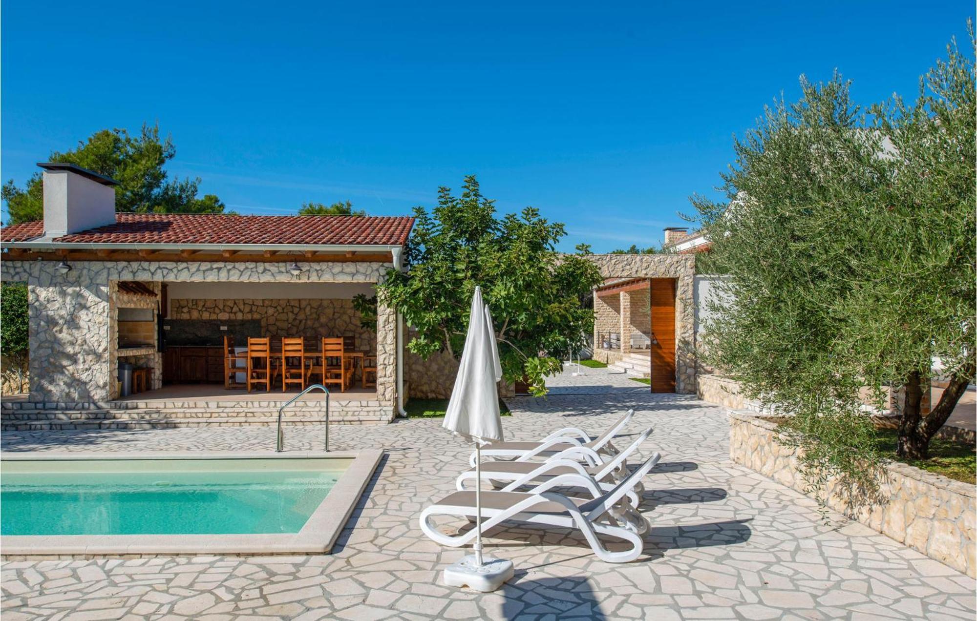 Lovely Home In Sibenik With Wifi Exterior photo